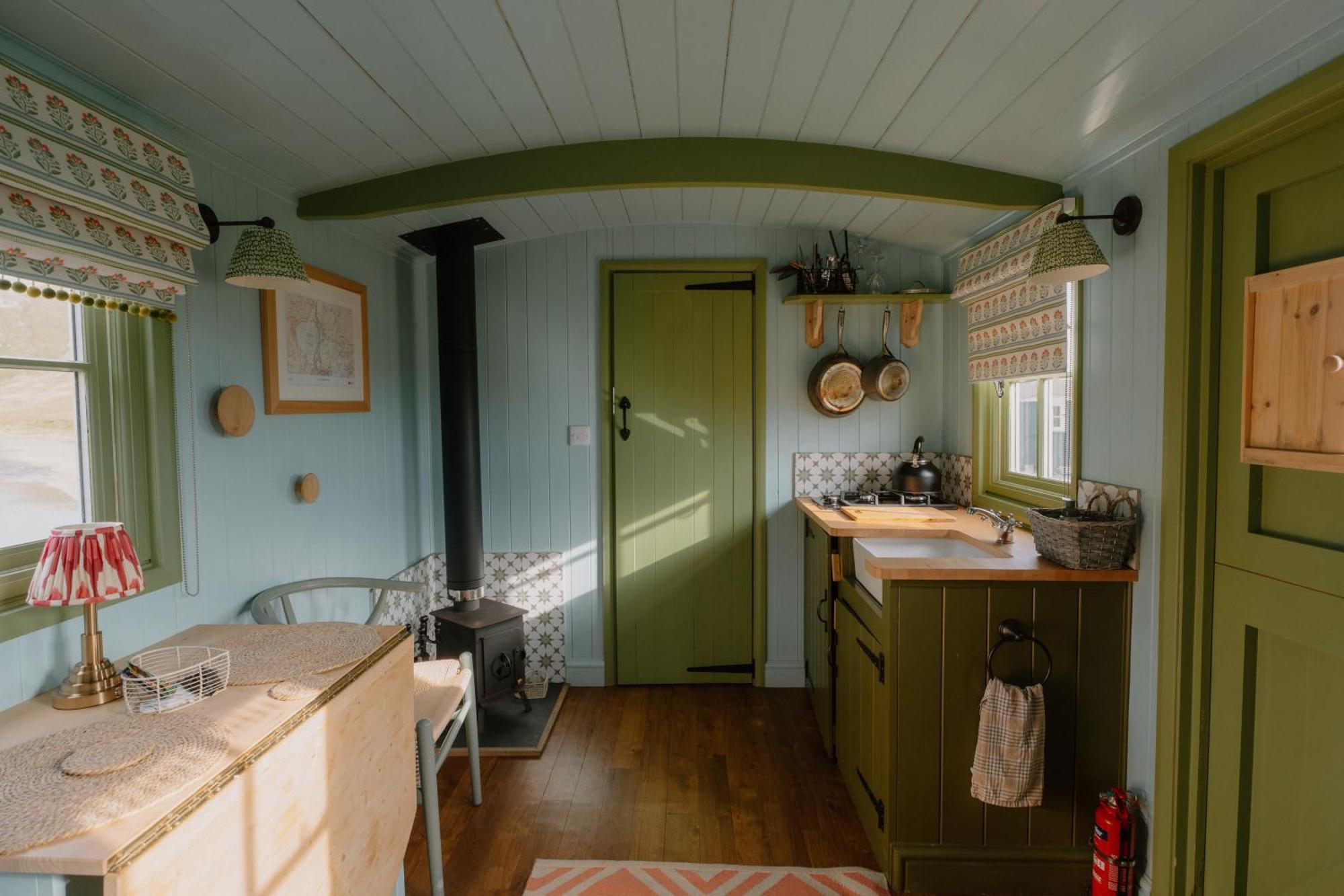 מלון באלנאו פסטיניוג Barlwyd Glamping מראה חיצוני תמונה